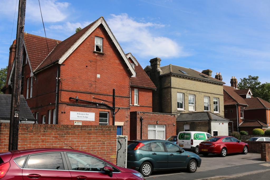 Acorn Lodge Guest House - Free Parking Gosport Buitenkant foto