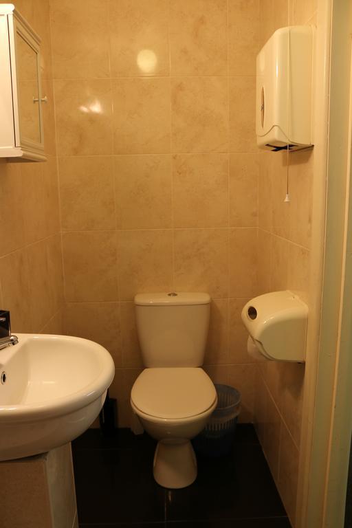Acorn Lodge Guest House - Free Parking Gosport Buitenkant foto