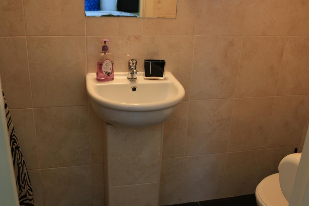 Acorn Lodge Guest House - Free Parking Gosport Buitenkant foto