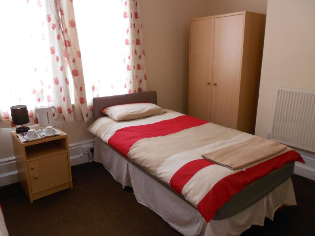 Acorn Lodge Guest House - Free Parking Gosport Kamer foto