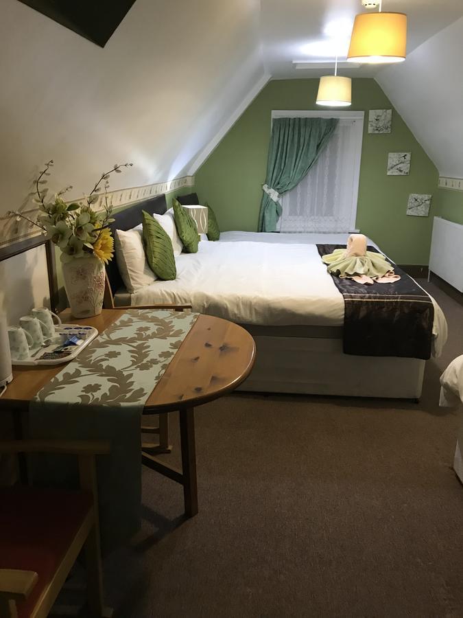 Acorn Lodge Guest House - Free Parking Gosport Buitenkant foto