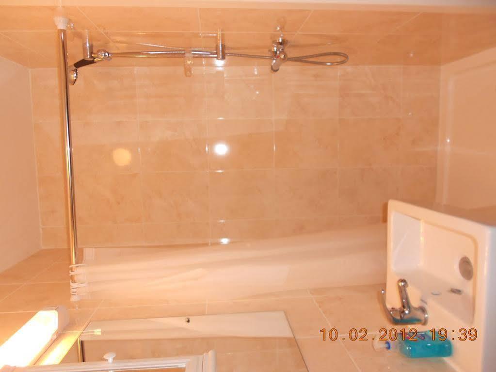 Acorn Lodge Guest House - Free Parking Gosport Buitenkant foto
