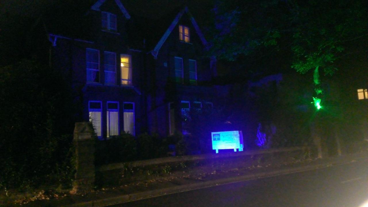 Acorn Lodge Guest House - Free Parking Gosport Buitenkant foto